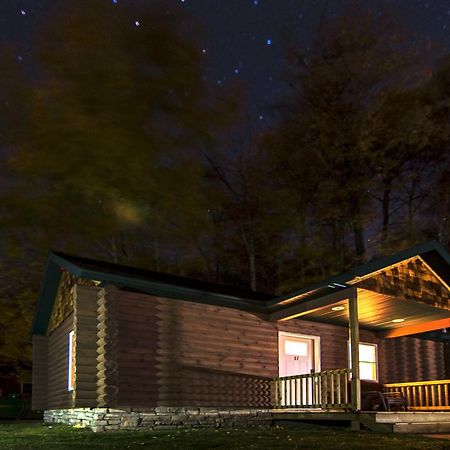 Rippling River Resort Marquette Bagian luar foto