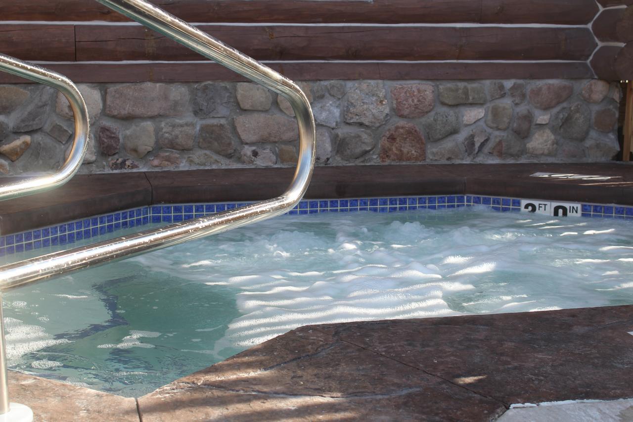 Rippling River Resort Marquette Bagian luar foto