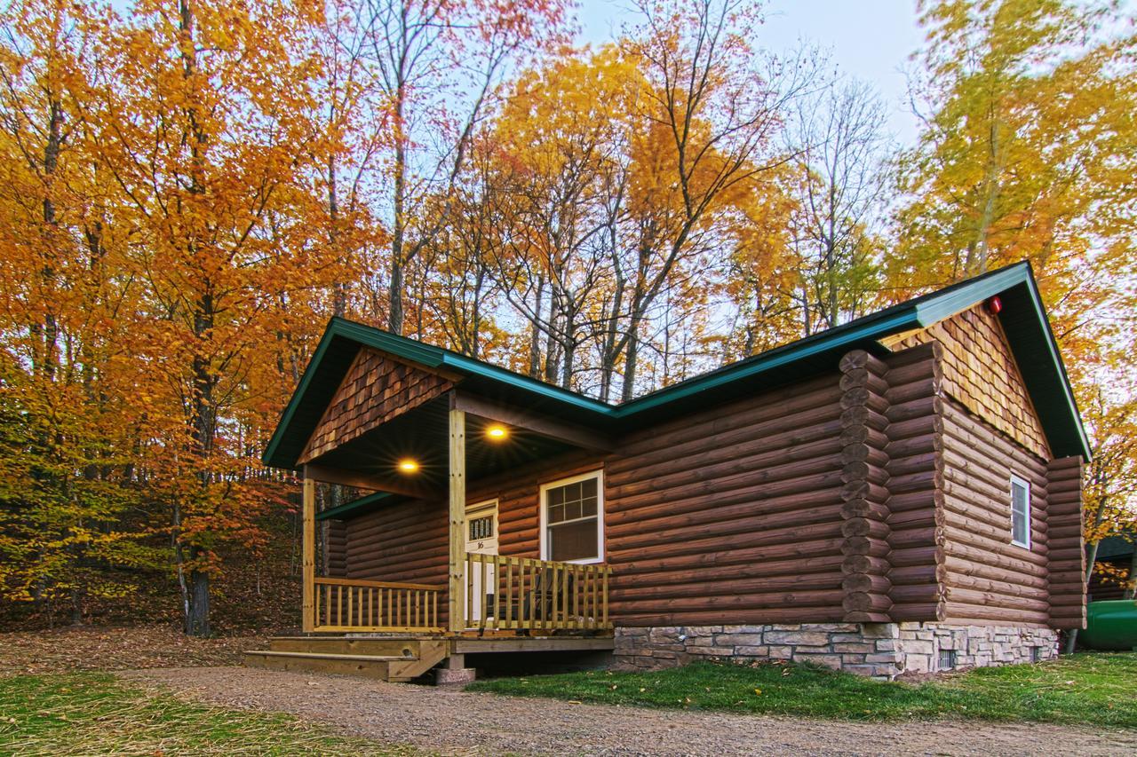 Rippling River Resort Marquette Bagian luar foto